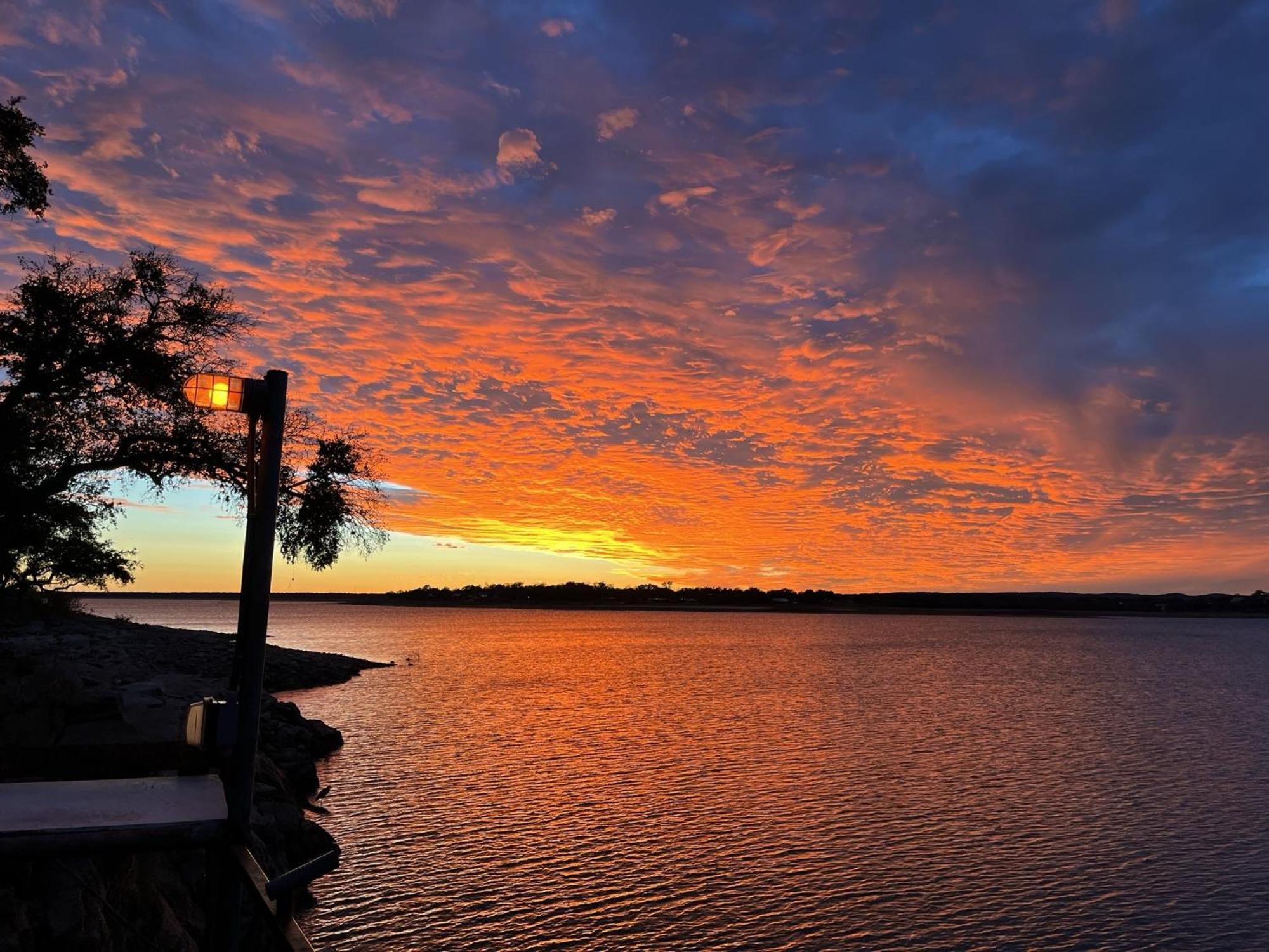 Painted Sky Inn Burnet 外观 照片